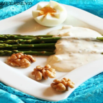 Boiled eggs with walnuts